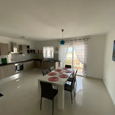 Apartamento Sunshine - Modern Three Bedroom - No 1